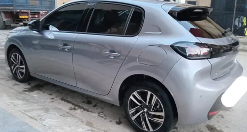 Peugeot 208 2022 Allure Facelift