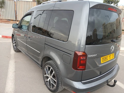 Volkswagen Caddy 2017 Highline