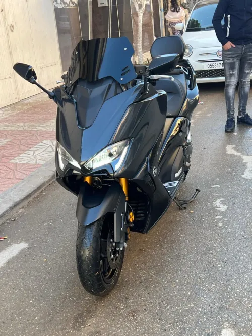 Yamaha T max Dx 2017