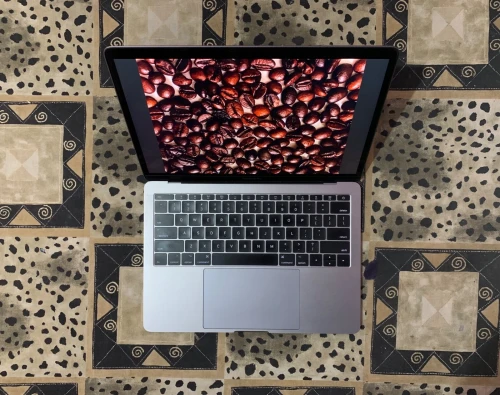 MAC BOOK PRO 13 inch 2017