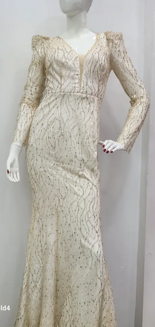 avendre magasin complet (robes et manquin 