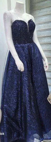 avendre magasin complet (robes et manquin 