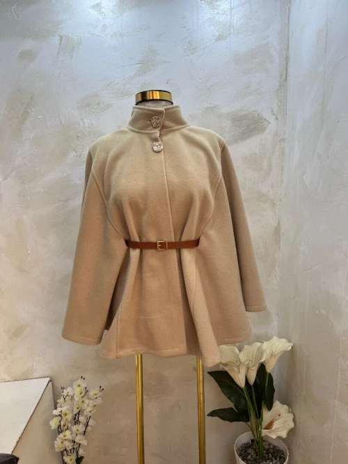 Cape disponible