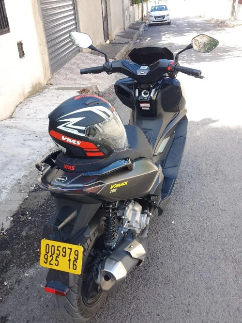 VMAX VMAX. 300 2025