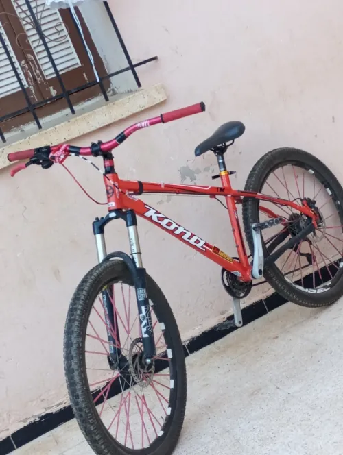 Velo Tryal kona 