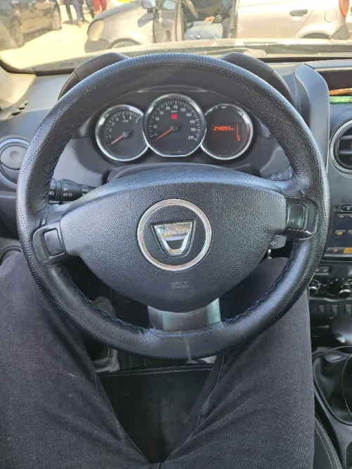 Dacia Duster 2015 FaceLift Lauréate