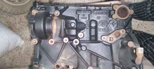 Bloc std +piston 2.0tdi 04l