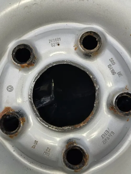 Jente acier caddy et touran li intéressé yaéyt 