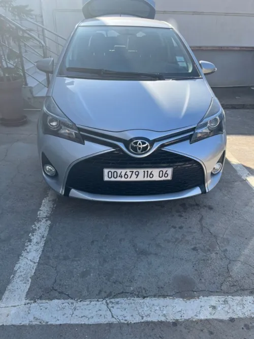 Toyota Yaris 2016 