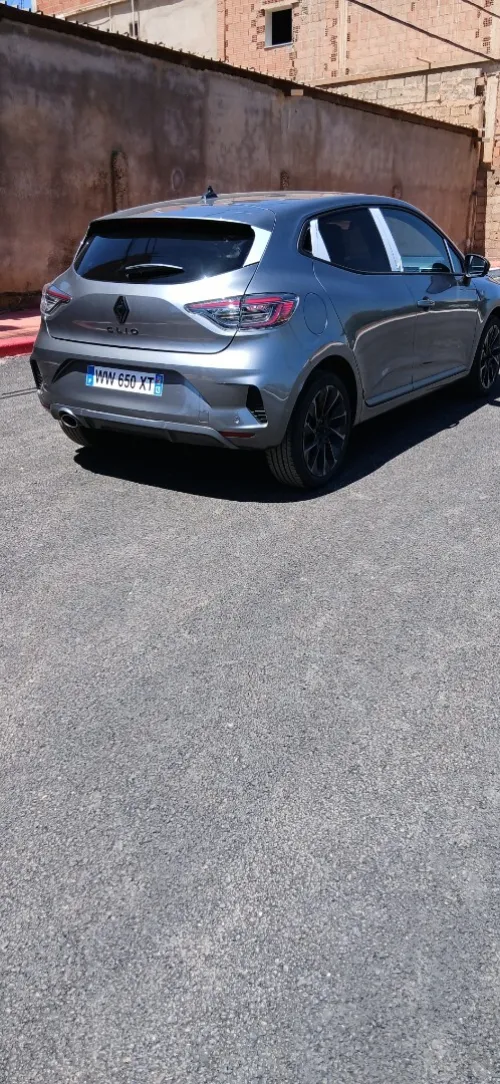 Renault Clio 5  2026 Esprit Alpine