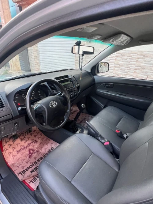 Toyota Hilux 2016 LEGEND SC 4x2