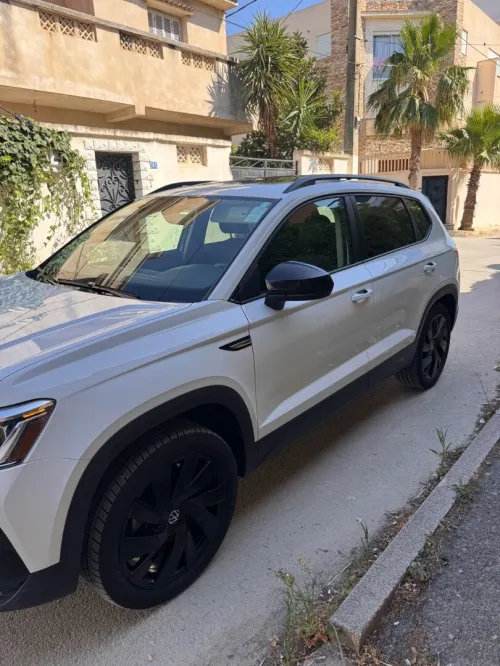 Volkswagen Taos 2024 Black édition