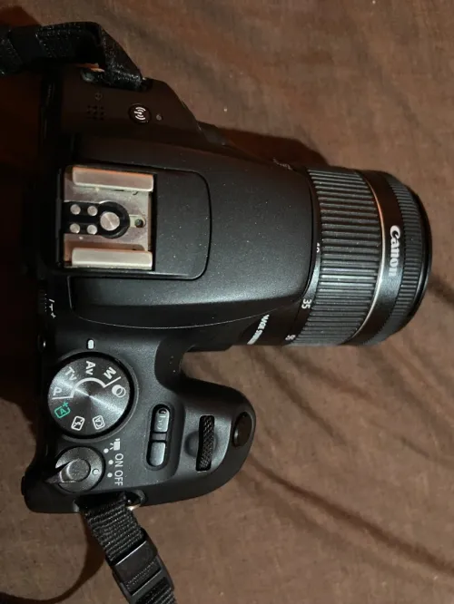 Canon 200D