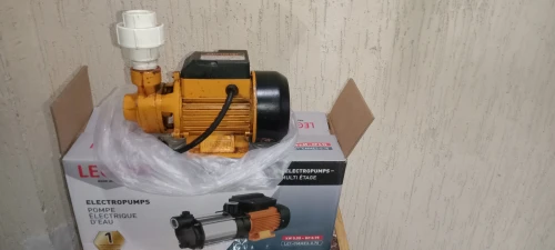 Une pompe tres bon etat
