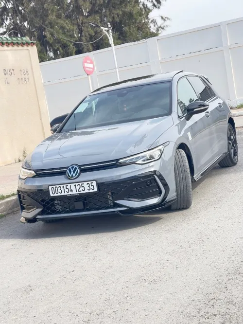 Volkswagen Golf 8 2025 