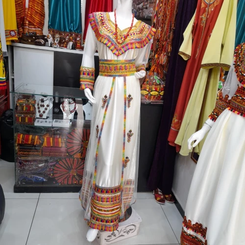 vente et couture robes kabyle sur mesures  