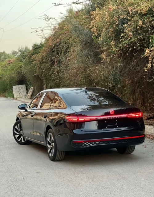 Volkswagen Passat Pro 2025 