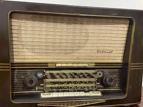 Radio  tsf