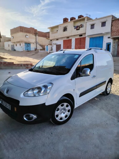Peugeot Partner 2014 B9