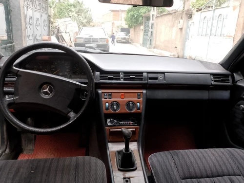 Mercedes Classe D 1990 Benz