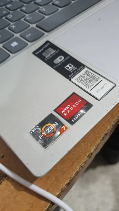 Lenovo IdeaPad S340 AMD Ryzen 7 3700