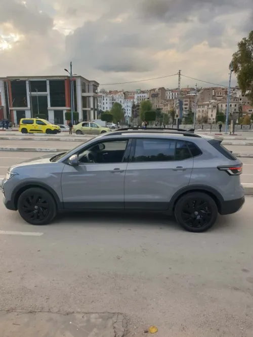 Volkswagen Tharu  2025 Xr
