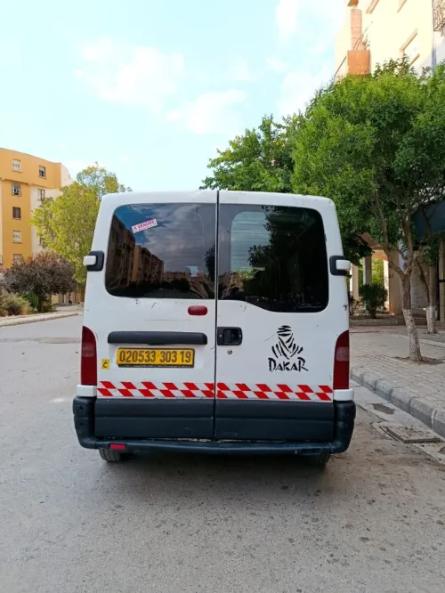 Renault master 2003