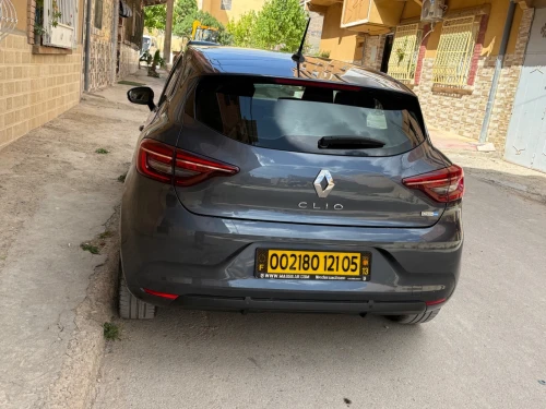 Renault Clio 5 2021 E-TECH