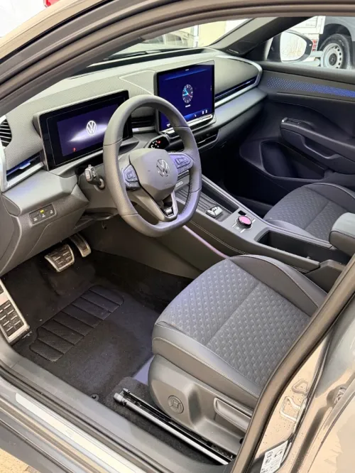 Volkswagen New T-Roc  2026 R-Line 