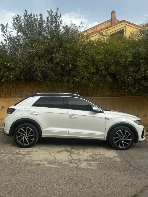 Volkswagen T-Roc 2025 R