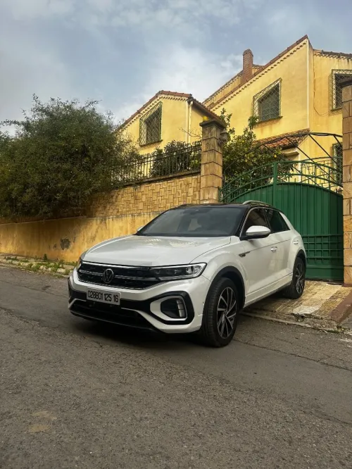 Volkswagen T-Roc 2025 R