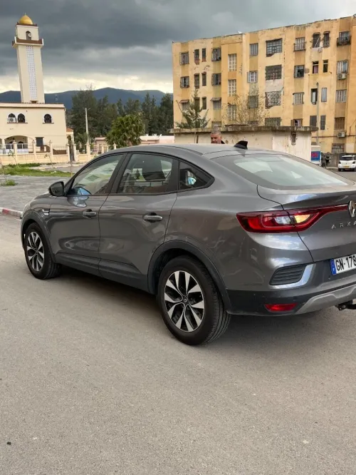 Renault Arkana 2023 