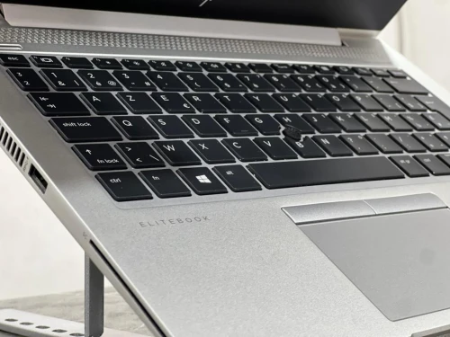 HP ELITE BOOK 735 G5 RYZEN 3 PRO 2300U/8GB RAM/ 256GB SSD