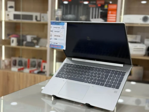LAPTOP HP PROBOOK  465  G11 AMD RYZEN5-7535U/16G/256SSD  16'' FHD / WIN 11  / ETAT 10/10