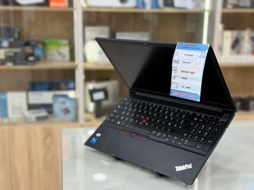 Lenovo Thinkpad E15 i5-1235U/256G SSD/16G RAM /AZERTY /Win11Pro / 15.6" FHD/ OCCASION /ETAT10/10
