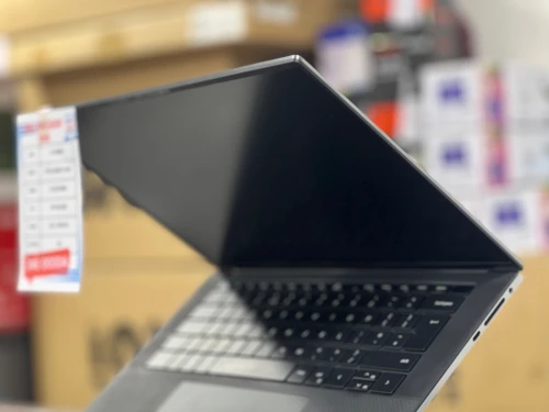 DELL PRECISION 5560