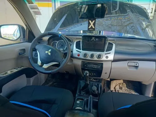 Mitsubishi L200 2013 Doube cabine Evolution
