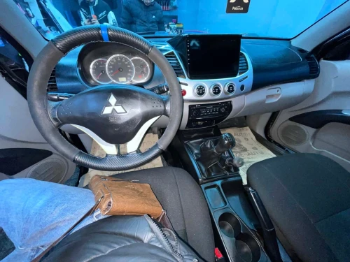 Mitsubishi L200 2013 Doube cabine Evolution