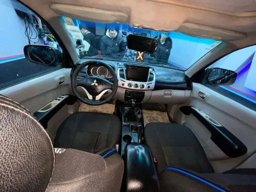 Mitsubishi L200 2013 Doube cabine Evolution