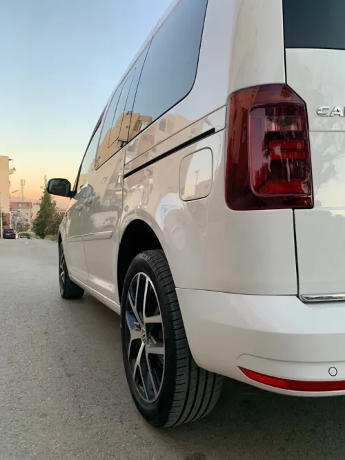 Volkswagen Caddy 2018 Highline