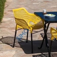 Table Maziri & Chaise Soltana 