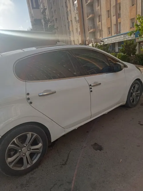 Peugeot 208 2013 Hdi