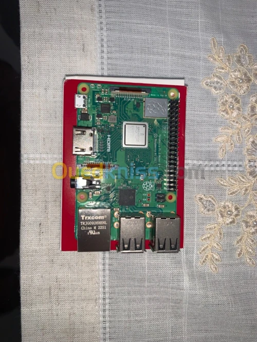 Raspberry pi 3 model B + PI4 2GB DISPO