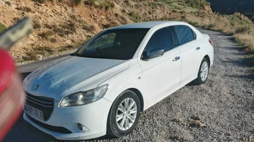 Peugeot 301 2015 Active