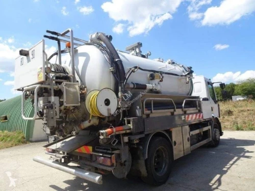 Camion débouchage canalisation 
