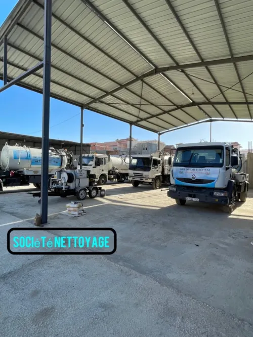 Camion debouchage de canalisation 
