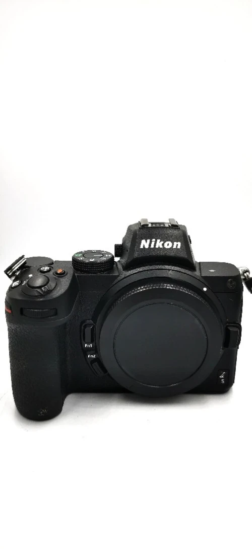 Nikon Z5 nu (22k clic) état neuf