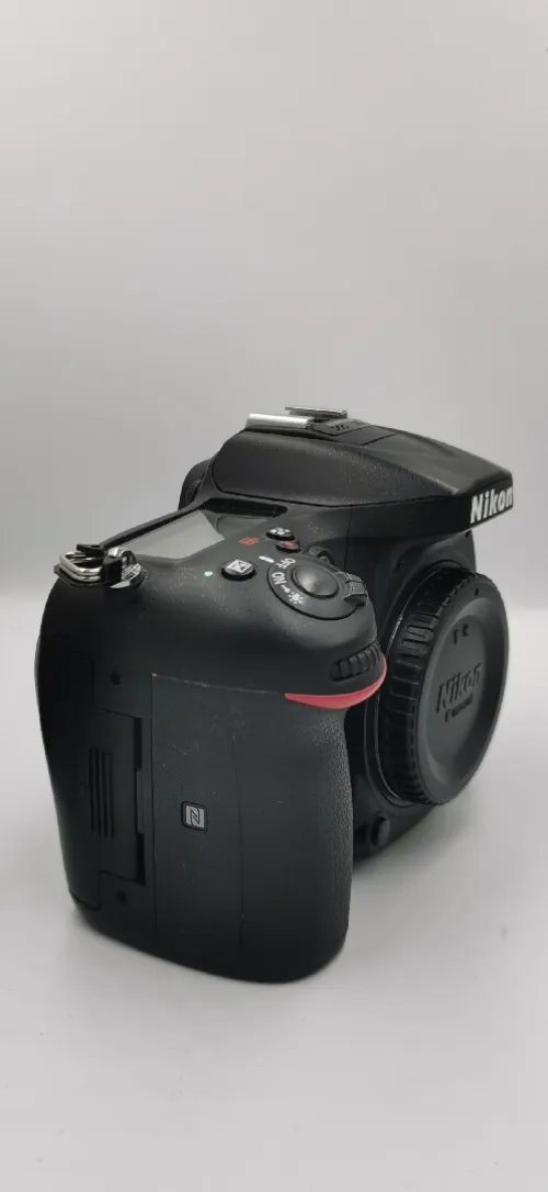 Nikon D7200 (8k clic) état neuf