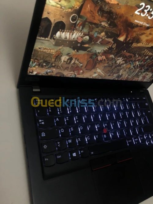 Thinkpad T14s (Lenovo).