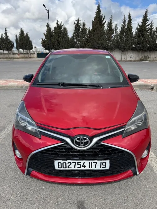 Toyota Yaris 2017 Red Edition